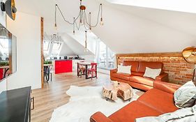Amber Q4Apartments